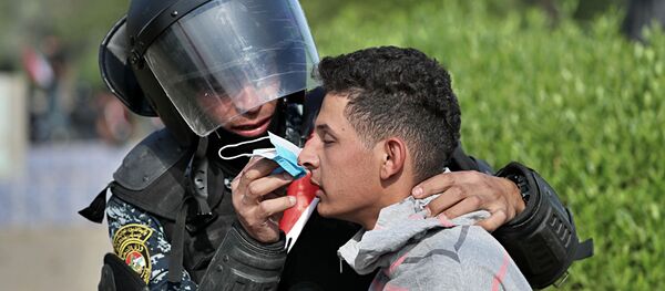 احتجاجات في بغداد، مظاهرات، العراق 25 أكتوبر 2019 - سبوتنيك عربي