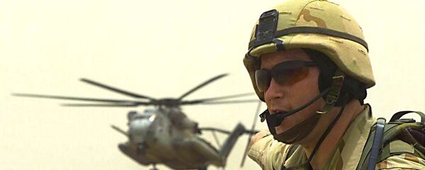 جندي تابع لقوات المارينيز  - الجيش الأمريكي  - سبوتنيك عربي