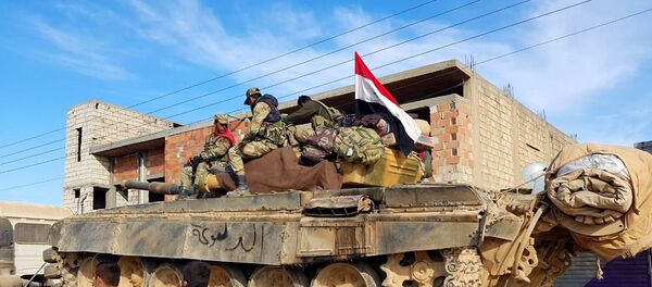  التقاء القوات السورية المتقدمة من الرقة والحسكة - سبوتنيك عربي