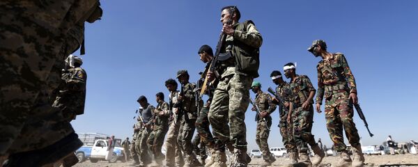 جنود تابعون لجماعة أنصار الله الحوثيين في اليمن - سبوتنيك عربي