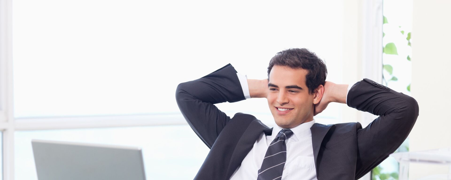 موظف في المكتب - سبوتنيك عربي, 1920, 04.09.2021