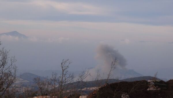 القاذفات الجوية تلاحق النصرة والتركستاني في أرياف اللاذقية وحماة وإدلب القاذفات الجوية تلاحق النصرة والتركستاني في أرياف اللاذقية وحماة وإدلب - سبوتنيك عربي