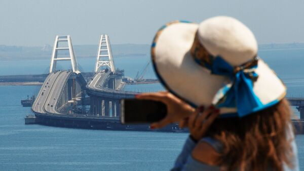 جسر كيرتش همزة وصل بين القرم وروسيا جسر كيرتش همزة وصل بين القرم وروسيا - سبوتنيك عربي