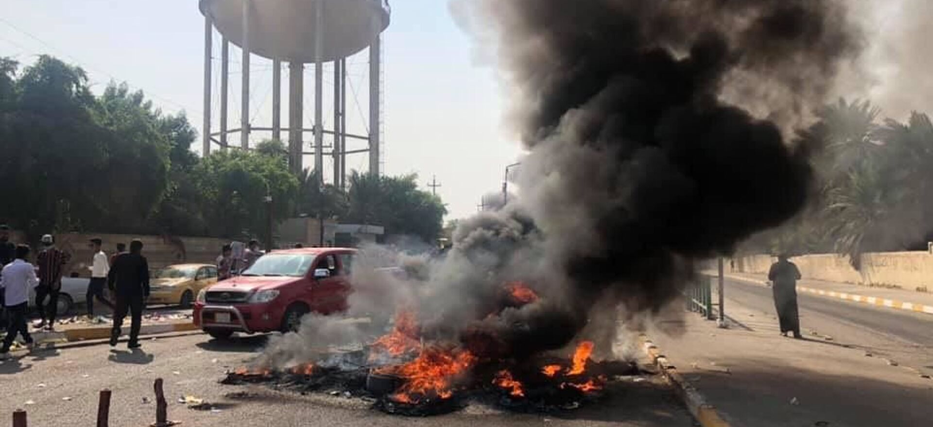 احتجاجات في ذي قار، جنوب العراق - سبوتنيك عربي, 1920, 23.05.2021