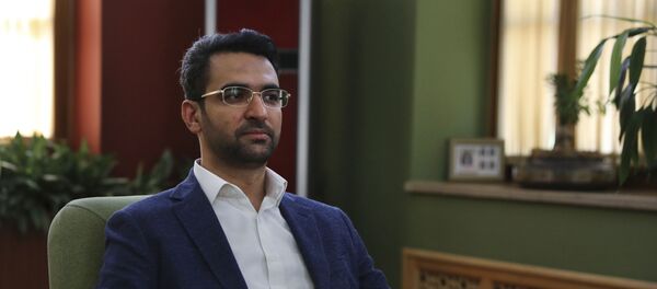 وزير الاتصالات وتكنولوجيا المعلومات الإيراني محمد جواد آذري جهرمي وزير الاتصالات وتكنولوجيا المعلومات الإيراني محمد جواد آذري جهرمي - سبوتنيك عربي