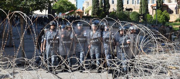 التظاهرات في وسط بيروت، لبنان 19 نوفمبر 2019 - سبوتنيك عربي