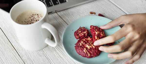 الاكل في المكتب - سبوتنيك عربي