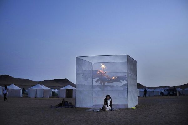 البحيرة المسحورة وغرود مويلح... أشهر أماكن للتزلج على الرمال في مصر..فيديو وصور البحيرة المسحورة وغرود مويلح... أشهر أماكن للتزلج على الرمال في مصر..فيديو وصور - سبوتنيك عربي