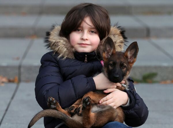 طفل معجزة في طريقه لأن يصبح أصغر خريج جامعة في العالم (صور) - سبوتنيك عربي