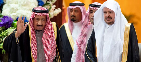 العاهل السعودي الملك سلمان بن عبد العزيز أثناء كلمته أمام مجلس الشورى - سبوتنيك عربي