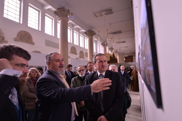 255 سنة من الخبرة الروسية لترميم الآثار السورية التي دمرها الإرهاب...صور وفيديو - سبوتنيك عربي