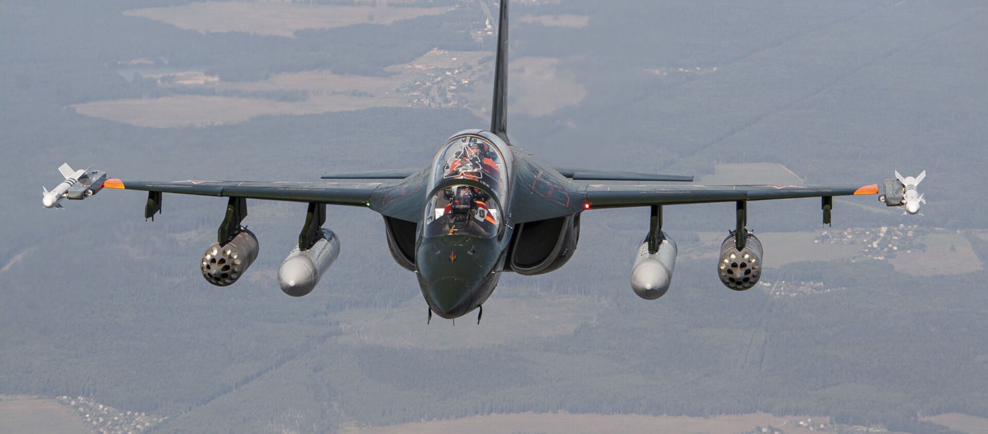 الطائرة الروسية للتدريبات العسكرية ياك-130 - سبوتنيك عربي, 1920, 28.10.2021