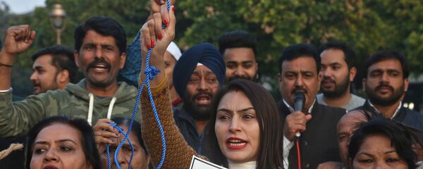 احتجاجات في الهند تطالب بمحاكمات سريعة في جرائم الاغتصاب - سبوتنيك عربي