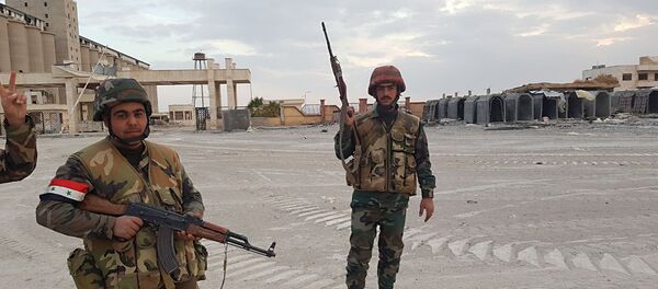 الجيش السوري يستعد لدخول محطة كهرباء حيوية قرب الطريق الدولي M4 الجيش السوري يستعد لدخول محطة كهرباء حيوية قرب الطريق الدولي M4 - سبوتنيك عربي