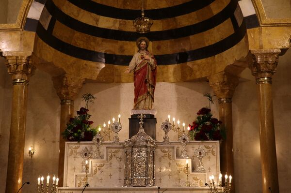 حلب تحتفي بنهوض كاتدرائية أم المعونة من ركام الحرب... صور - سبوتنيك عربي