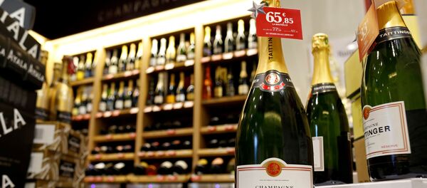 متجر بيع النبيذ والشامبانيا في فرنسا - سبوتنيك عربي