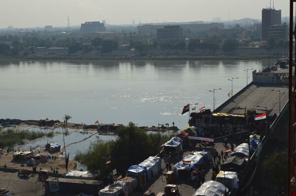 نداء لمظاهرة مليونية في بغداد وتحذير من اقتحام مقر الحكومة - سبوتنيك عربي
