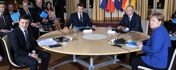 الروسي الروسي فلاديمير بوتين والرئيس الأوكراني فلاديمير زيلينسكي قمة نورماندي  - سبوتنيك عربي