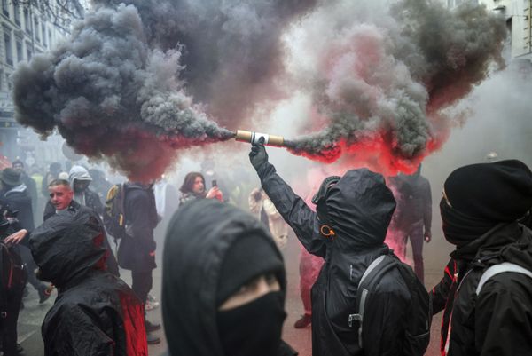 إضراب عام واحتجات في ليون ضد مشروع إصلاح الأنظمة التقاعدية، فرنسا 17 ديسمبر 2019 - سبوتنيك عربي