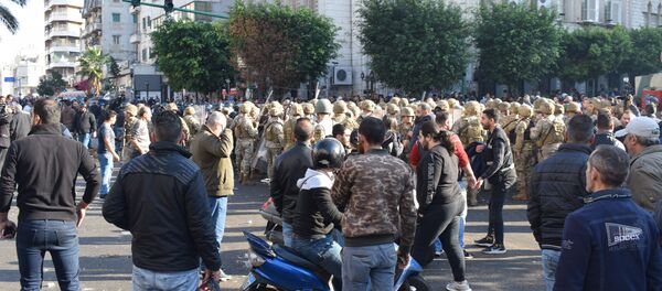 مواجهات بين الجيش اللبناني ومناصري الحريري مواجهات بين الجيش اللبناني ومناصري الحريري - سبوتنيك عربي