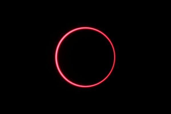 كسوف الشمس الحلقي في سياك، محافظة رياو، إندونيسيا 26 ديسمبر 2019 - سبوتنيك عربي