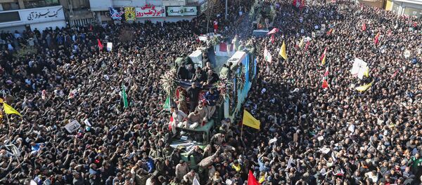 جنازة قائد فيلق القدس اللواء قاسم سليماني جنازة قائد فيلق القدس اللواء قاسم سليماني - سبوتنيك عربي