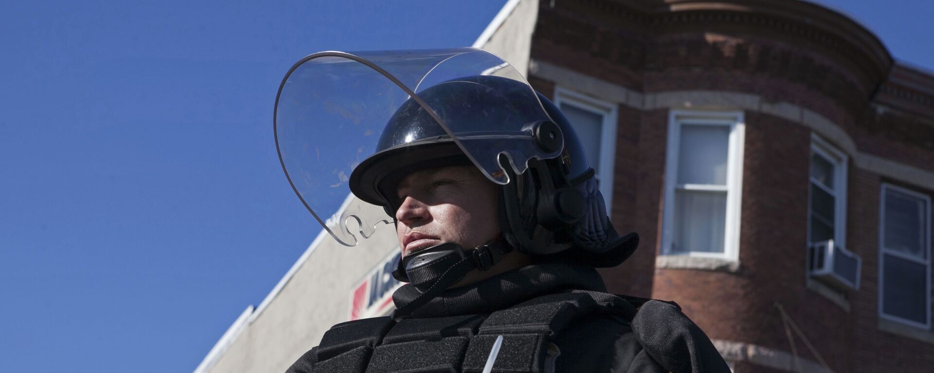 شرطي أمريكي - سبوتنيك عربي, 1920, 28.08.2021