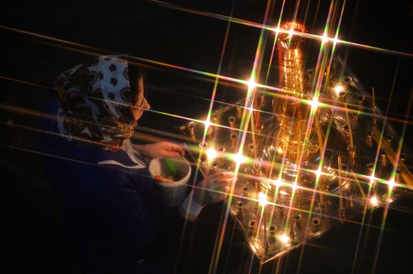 مراسم الاحتفال بعيد الميلاد في مدينة يكاترينبورغ الروسية، 6 يناير 2020 - سبوتنيك عربي