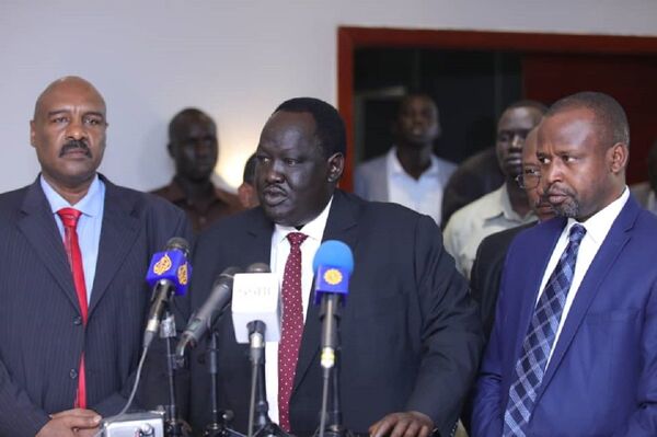 رئيس الجبهة الثورية السودانية يكشف متى يتركون السلاح وموعد اتفاق سلام - سبوتنيك عربي