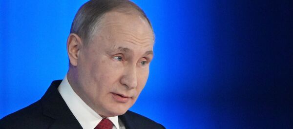 الرئيس فلاديمير بوتين يوجه رسالته السنوية إلى الجمعية الفيدرالية، 15 يناير 2020 الرئيس فلاديمير بوتين يوجه رسالته السنوية إلى الجمعية الفيدرالية، 15 يناير 2020 - سبوتنيك عربي