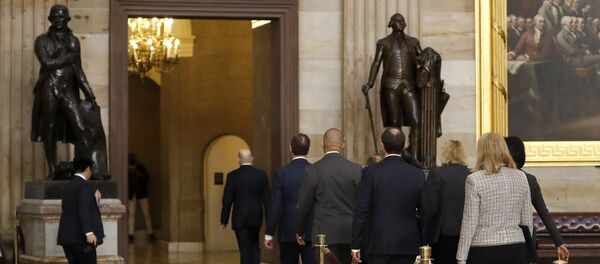 مديرو المساءلة: رئيس اللجنة القضائية بمجلس النواب النائب جيرولد نادلر ورئيس لجنة الاستخبارات في مجلس النواب آدم شيف والنائب حكيم جيفريز والنائب سيلفيا جارسيا مديرو المساءلة: رئيس اللجنة القضائية بمجلس النواب النائب جيرولد نادلر ورئيس لجنة الاستخبارات في مجلس النواب آدم شيف والنائب حكيم جيفريز والنائب سيلفيا جارسيا - سبوتنيك عربي