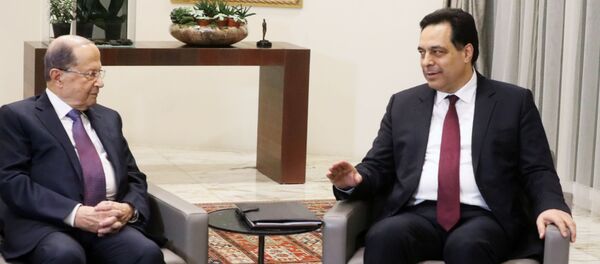 رئيس الوزراء المكلف حسن دياب يلتقي الرئيس اللبناني ميشال عون في القصر الرئاسي في بعبدا - سبوتنيك عربي