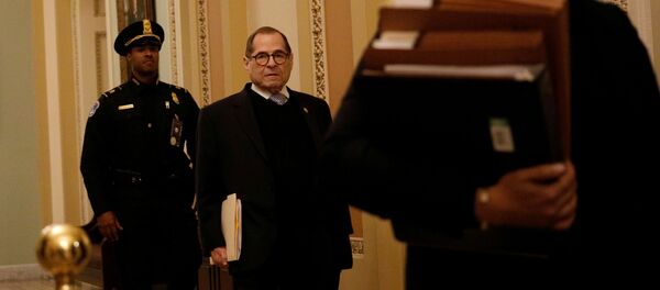 محاكمة الرئيس الأمريكي دونالد ترامب - مجلس الشيوخ، عزل ترامب، كابيتول، واشنطن، 22 يناير 2020 - سبوتنيك عربي