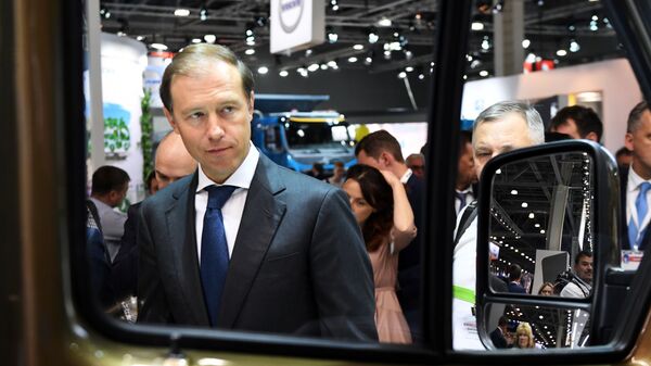 أعضاء الحكومة الروسية الجديدة - وزير الصناعة والتجارة الروسي دينيس مانتوروف - سبوتنيك عربي