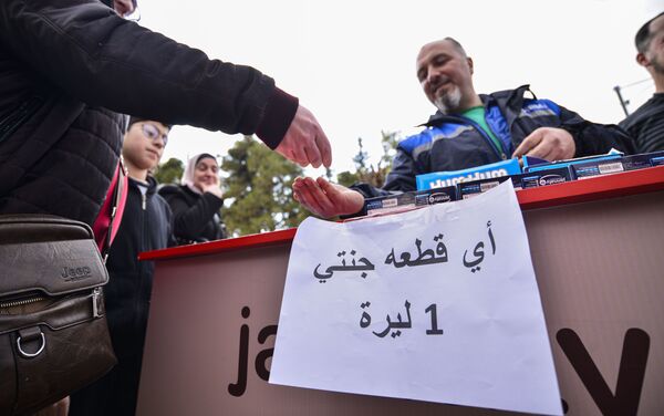 حملة ليرتنا عزنا - سبوتنيك عربي