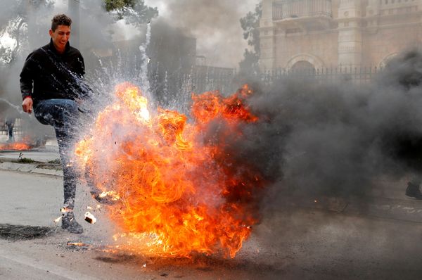 احتجاجات في بيت لحم عقب إعلان الرئيس الأمريكي دونالد ترامب لـصفقة القرن، الضفة الغربية 29 يناير 2020 - سبوتنيك عربي