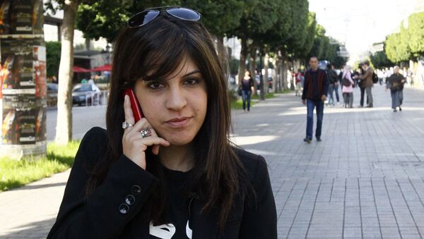 الناشطة التونسية لينا بن مهني، تونس 2011 - سبوتنيك عربي