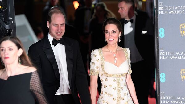 الأمير البريطاني وليام وزوجته كيت ميدلتون في حفل جوائز بافتا البريطانية، قاعة رويال ألبرت، العاصمة لندن، 2 فبراير/ شباط 2020 - سبوتنيك عربي