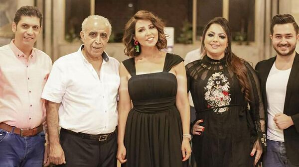 الفنانة السورية سهر أبو شروف... العملاق صباح فخري وصف صوتي بالعسل الفنانة السورية سهر أبو شروف... العملاق صباح فخري وصف صوتي بالعسل - سبوتنيك عربي