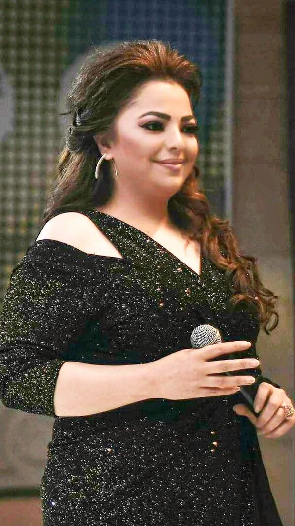 الفنانة السورية سهر أبو شروف... العملاق صباح فخري وصف صوتي بالعسل الفنانة السورية سهر أبو شروف... العملاق صباح فخري وصف صوتي بالعسل - سبوتنيك عربي