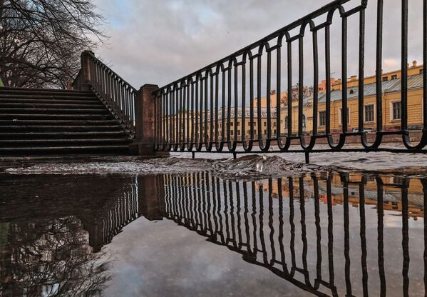 ضفة نهر فونتانكا في مدينة سان بطرسبورغ - سبوتنيك عربي