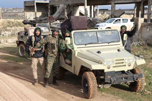 سبوتنيك ترصد عمليات الجيش السوري على جبهات ريف حلب الجنوبي - سبوتنيك عربي