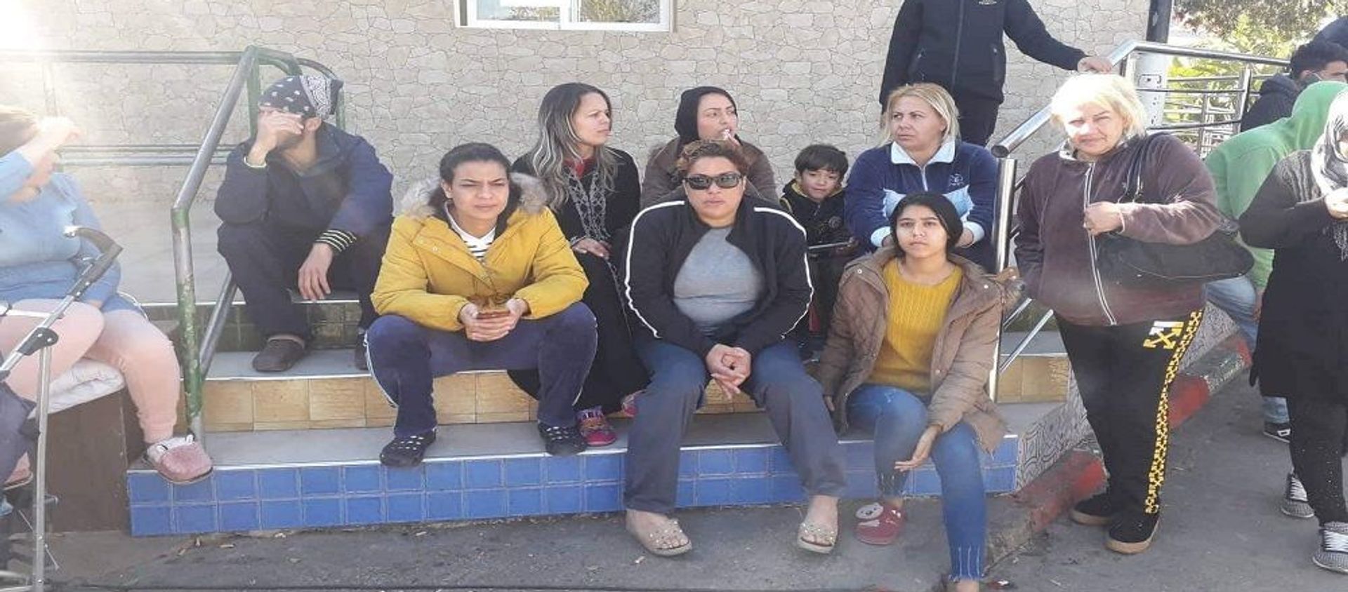تونسيون يعيشون في مخيمات بلاستيكية تونسيون يعيشون في مخيمات بلاستيكية - سبوتنيك عربي, 1920, 05.02.2020