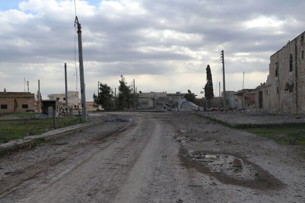 سبوتنيك ترصد استعدادات الجيش السوري لاستكمال سيطرته على الطريق الدولي إم 5..فيديو - سبوتنيك عربي