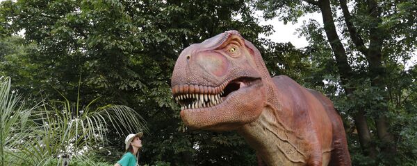 مجسم ديناصور تي-ريكس الشهير - سبوتنيك عربي