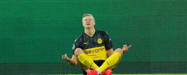 النرويجي إيرلينج هالاند لاعب فريق بروسيا دورتموند النرويجي إيرلينج هالاند لاعب فريق بروسيا دورتموند - سبوتنيك عربي