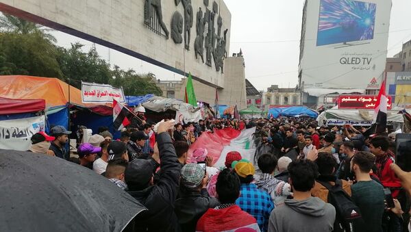 احتجاجات مليونية في بغداد ضد الحكومة الجديدة  - سبوتنيك عربي