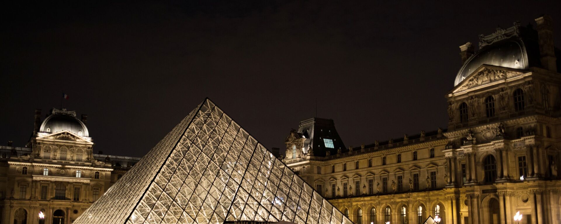 متحف اللوفر - سبوتنيك عربي, 1920, 20.10.2025