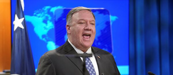 وزير الخارجية الأمريكي مايك بومبيو يتحدث إلى الصحفيين خلال مؤتمر صحفي في وزارة الخارجية في واشنطن  - سبوتنيك عربي