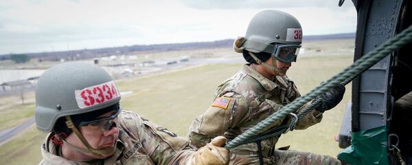 جنود في الجيش الأمريكي يشاركون في تدريب عسكري  - سبوتنيك عربي